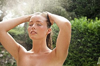 免费古墓丽影三部曲太火爆导致Epic游戏商城报错